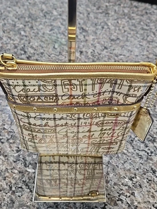 Coach Tattersall Graffiti Swingpack - COA - Picture 11 of 17